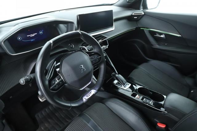 Peugeot 2008 image 7