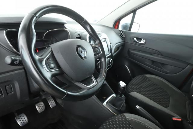 Renault Captur image 2