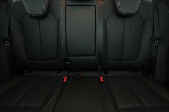 Opel Grandland X image 2