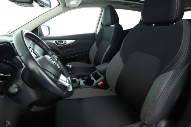 Nissan Qashqai image 6