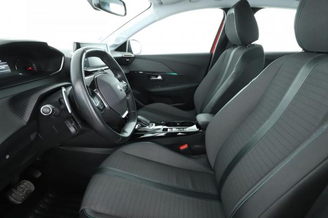 Peugeot 208 image 2