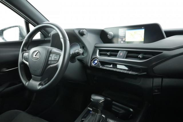 Lexus Ux image 5