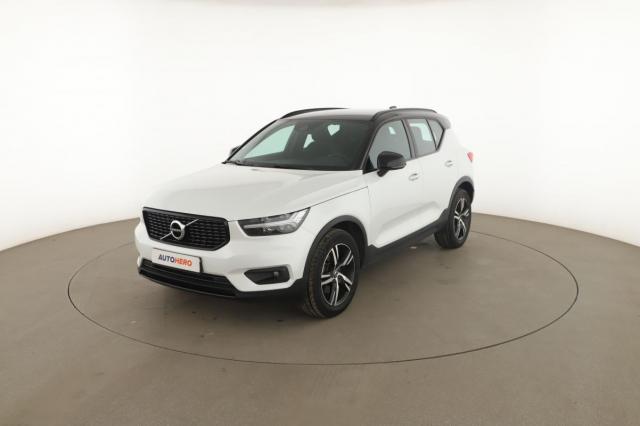 Volvo Xc40 2.0 D4 Awd Adblue R-Design Geartronic 8 190 Ch