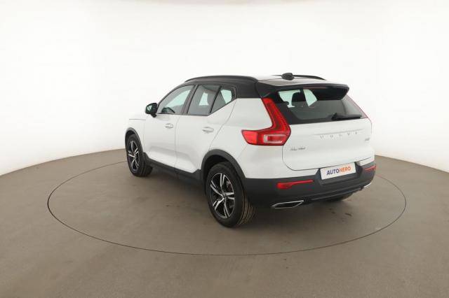 Volvo Xc40 image 9