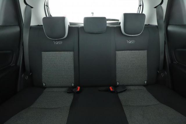 Toyota Yaris image 6