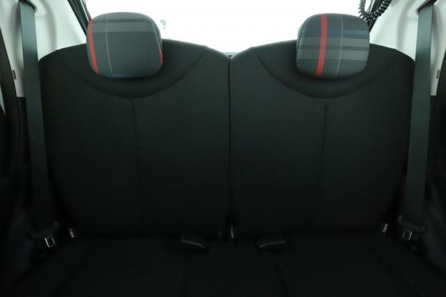 Peugeot 108 image 9