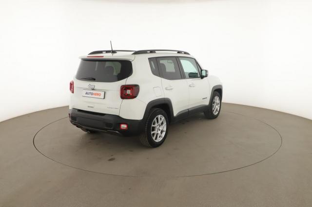 Jeep Renegade image 4