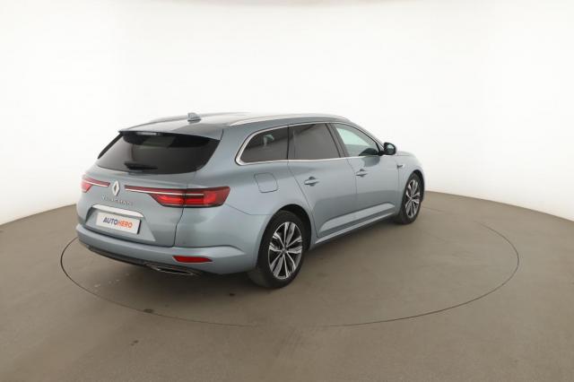 Renault Talisman Estate image 2