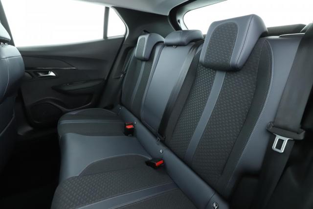 Peugeot 2008 image 3