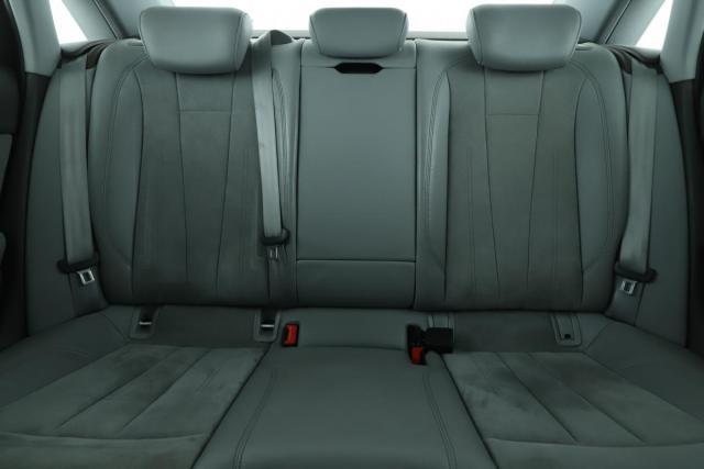 Audi A4 image 6
