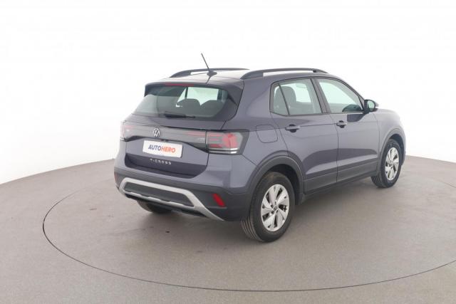 Volkswagen T-Cross image 1