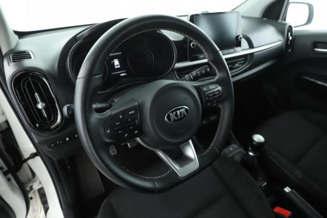 Kia Picanto image 5