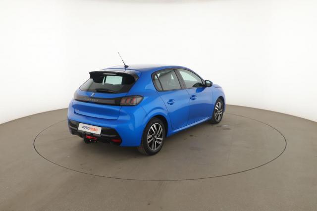 Peugeot 208 image 5