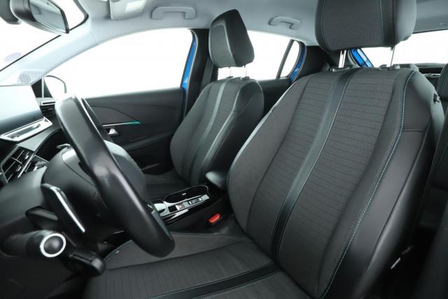 Peugeot 208 image 2