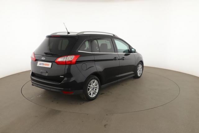 Ford Grand C-Max image 2