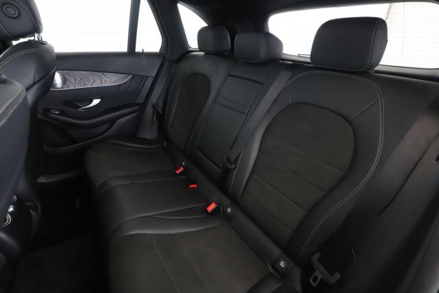 Mercedes Benz Glc image 2
