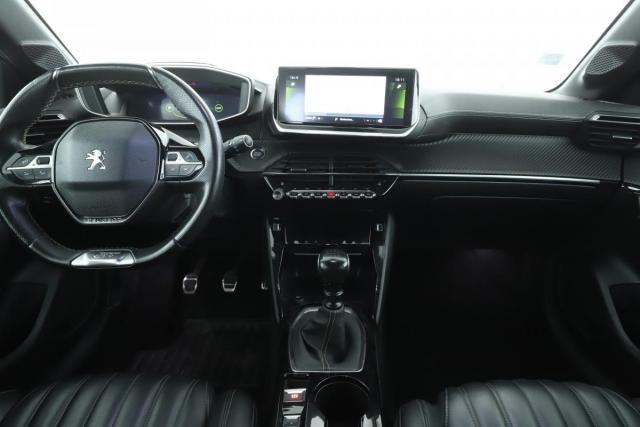Peugeot 208 image 1