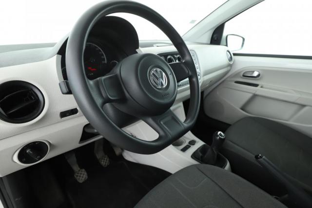 Volkswagen Up! image 6