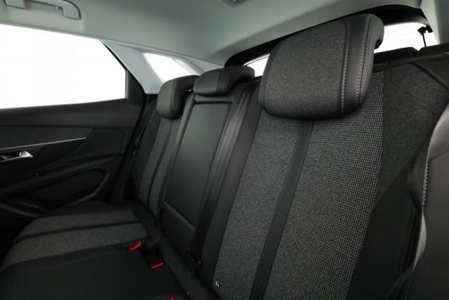 Peugeot 3008 image 3