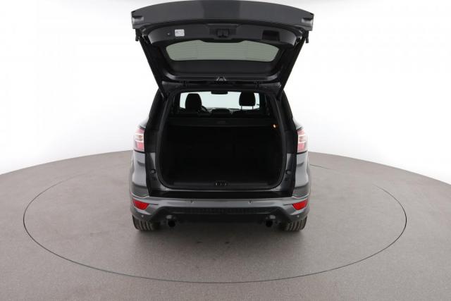 Ford Kuga image 6