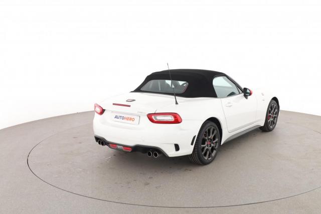 Abarth 124 Spider image 9