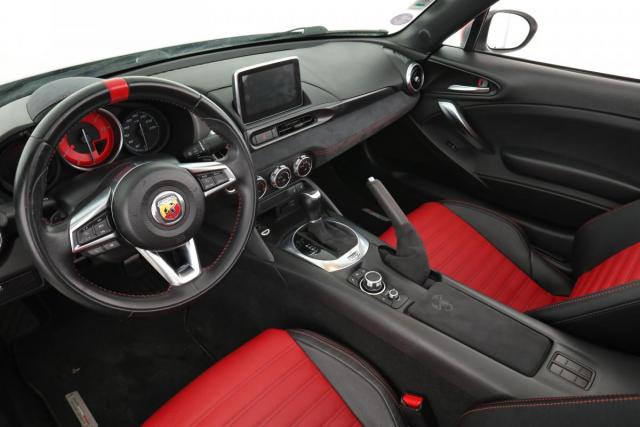 Abarth 124 Spider image 8