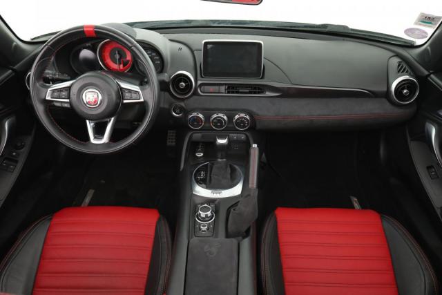 Abarth 124 Spider image 3