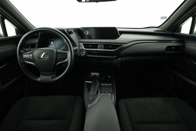 Lexus Ux image 3