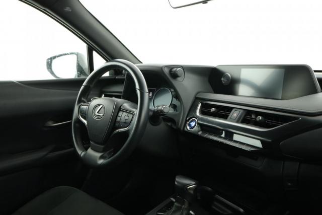 Lexus Ux image 4