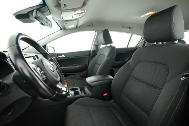 Kia Sportage image 7