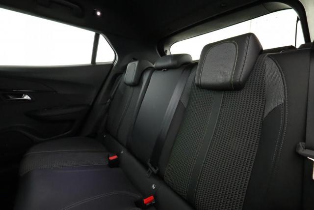 Peugeot 2008 image 4