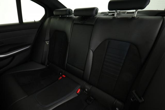 Bmw Série 3 image 9