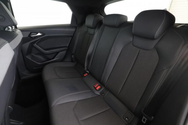 Audi A1 Sportback image 1