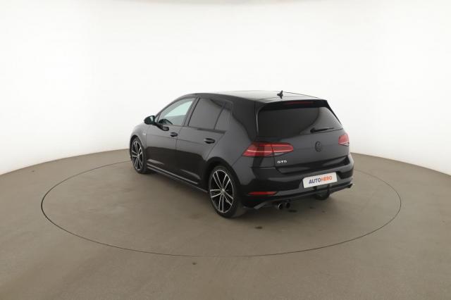 Volkswagen Golf image 6