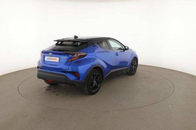 Toyota C-Hr image 5