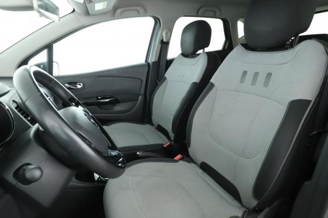 Renault Captur image 1