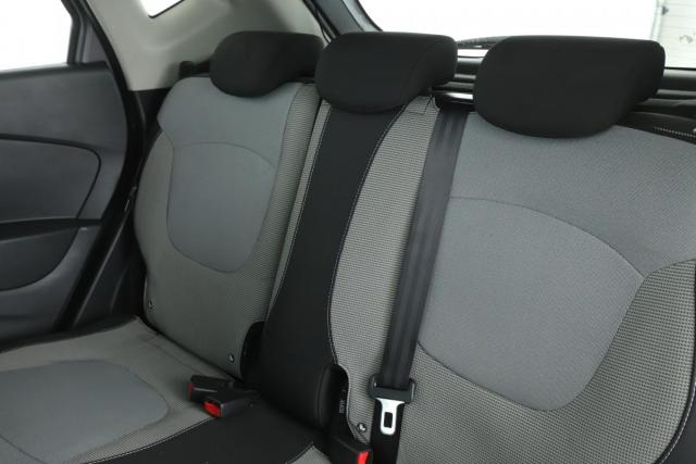 Renault Captur image 2