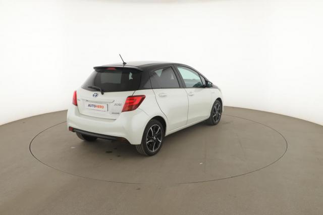 Toyota Yaris image 8