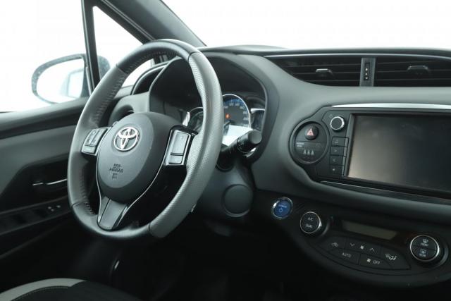 Toyota Yaris image 7