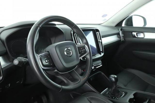 Volvo Xc40 image 7