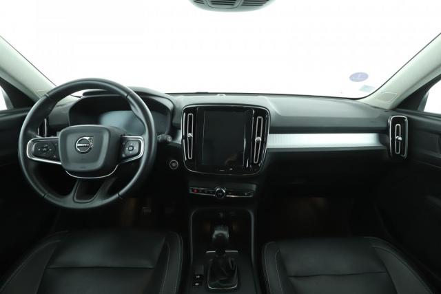 Volvo Xc40 image 5