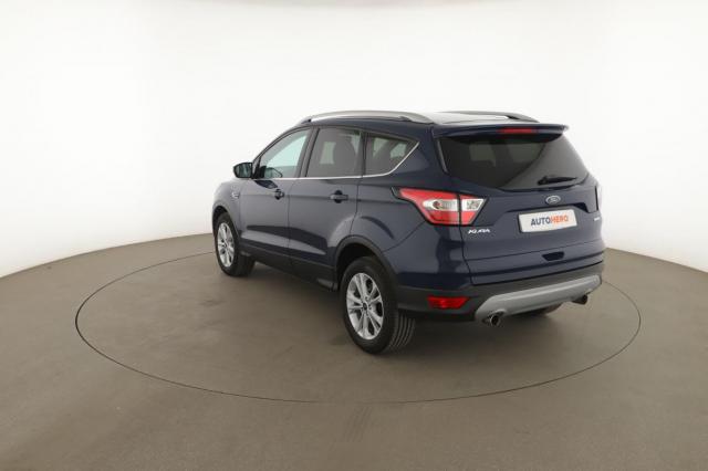 Ford Kuga image 6