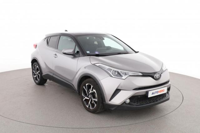 Toyota C-Hr image 9