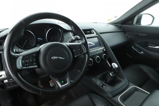 Jaguar E-Pace image 8