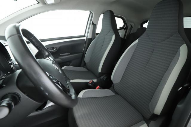 Toyota Aygo image 9