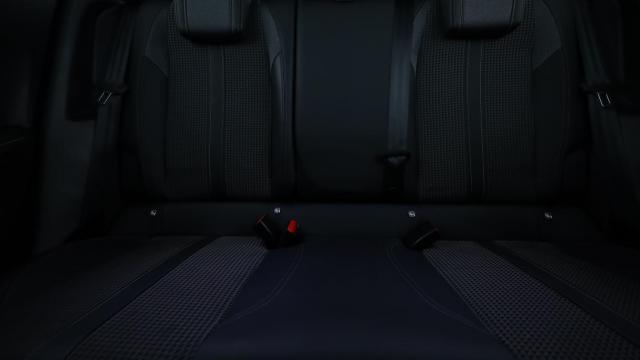 Peugeot 2008 image 1