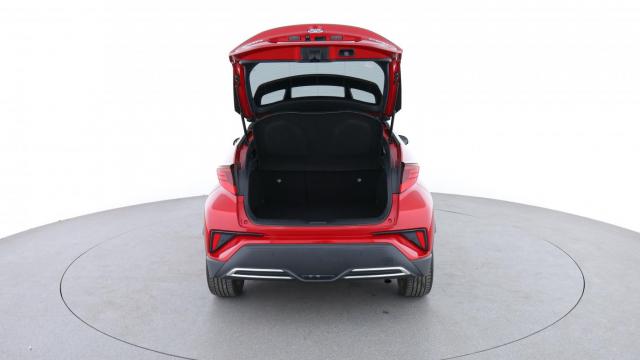 Toyota C-Hr image 9
