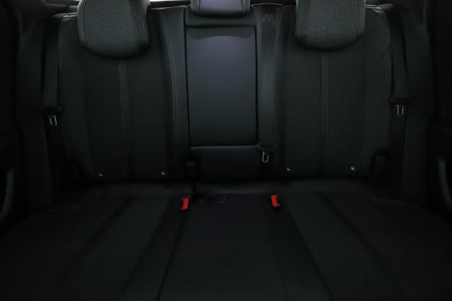 Peugeot 3008 image 8