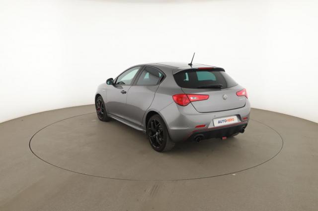 Alfa Romeo Giulietta image 7