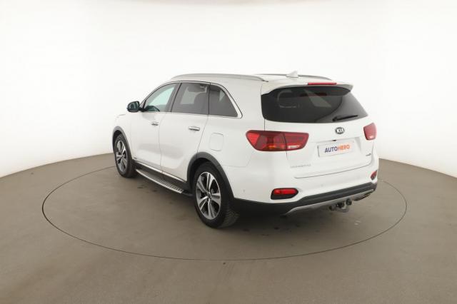 Kia Sorento image 9